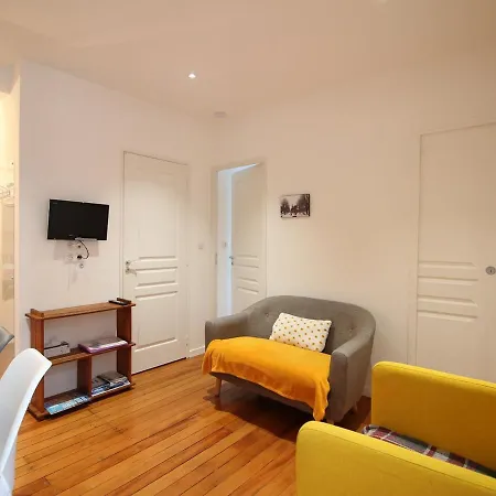 T3 Avec Wifi Au Centre De La Bourboule, Proche Thermes Et Commerces - Fr-1-608-96 Appartement